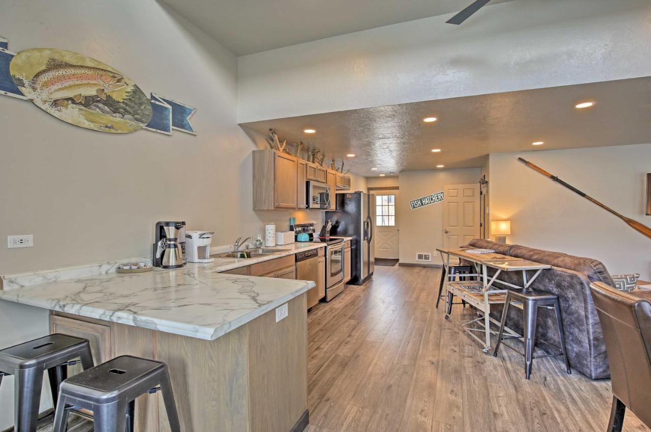 Charming Home - 1 Mi To Yellowstone National Park! Вест-Йеллоустоун Екстер'єр фото