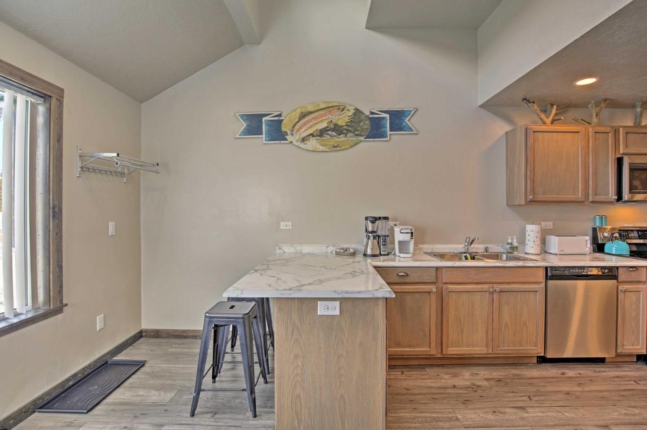 Charming Home - 1 Mi To Yellowstone National Park! Вест-Йеллоустоун Екстер'єр фото